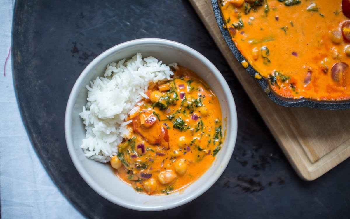 Paprikás-spenótos csicseriborsó curry
