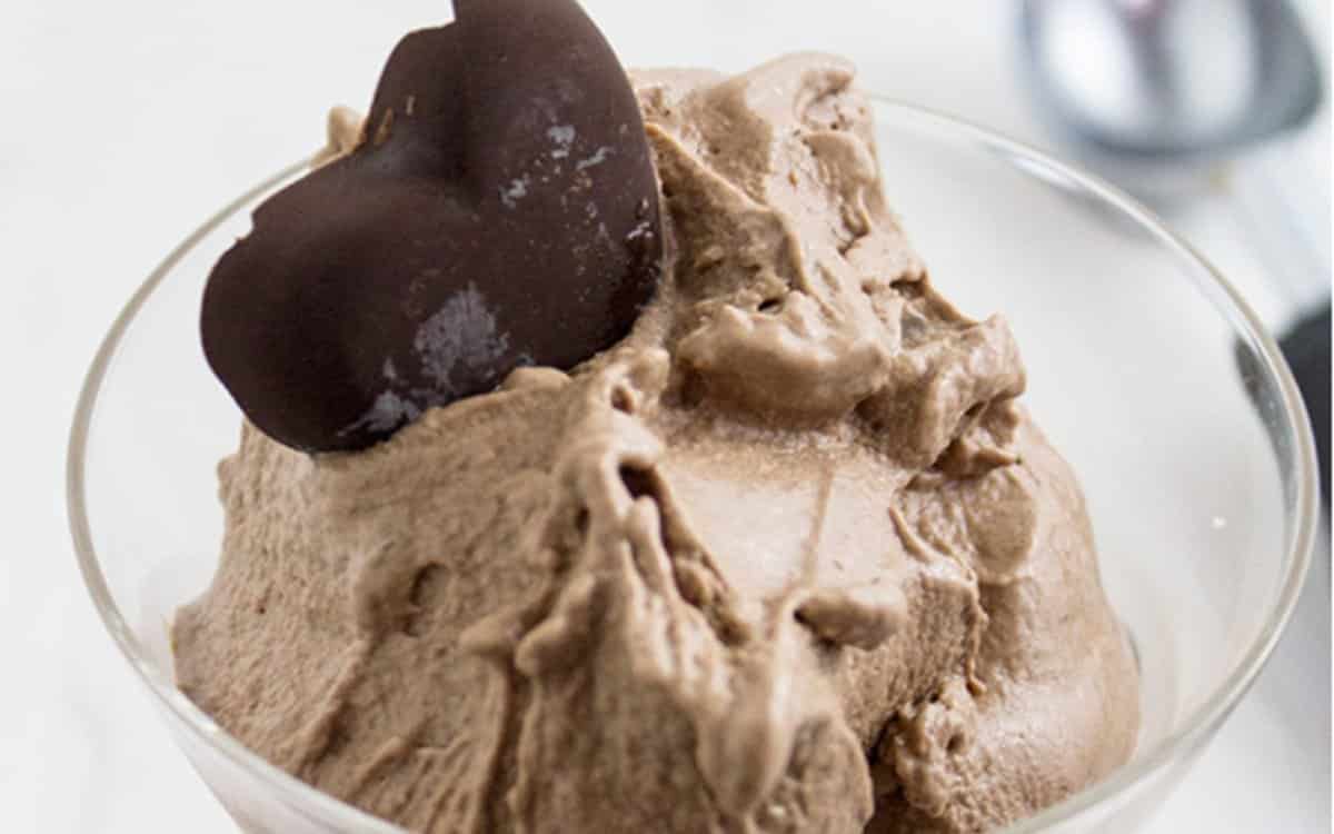 Csokis jégkrém (vegán, paleo, cukormentes)