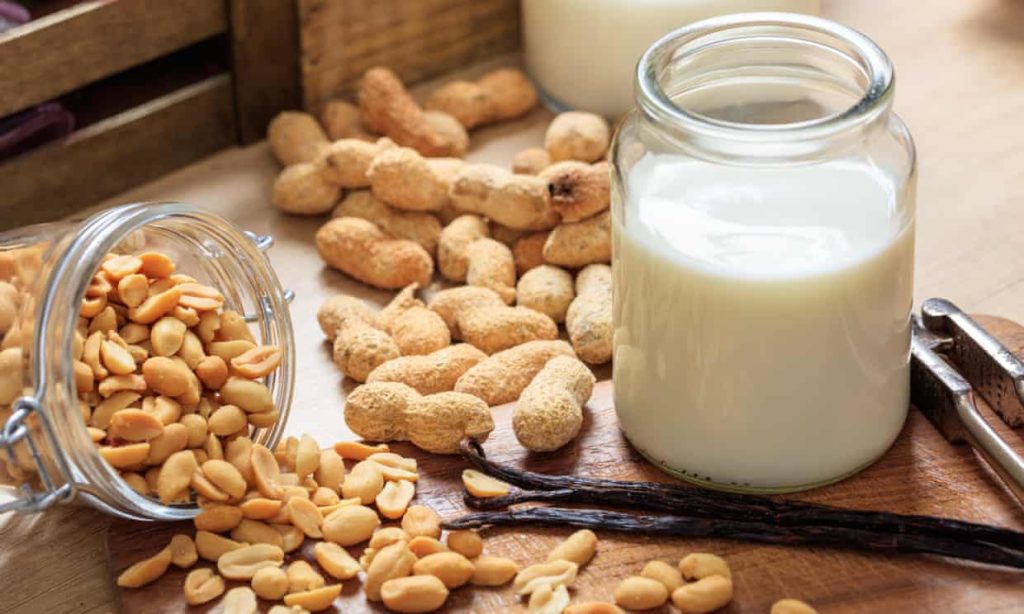 A britek közel 25%-ának választása a növényi alapú tejre esik