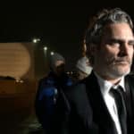 Joaquin Phoenix a filmes díjátadó után rögtön egy vágóhíd elé ment tüntetni