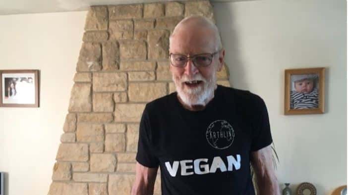 Egy 82 éves vegán férfi 100 km-t fut le 10 nap alatt, hogy pénzt gyűjtsön az állatoknak