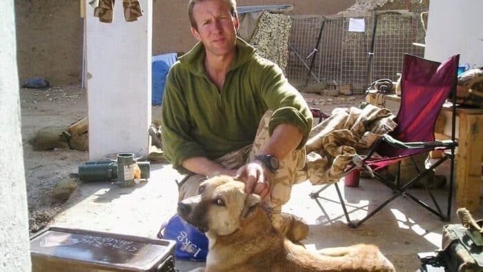 Kabuli állatmentő férfi