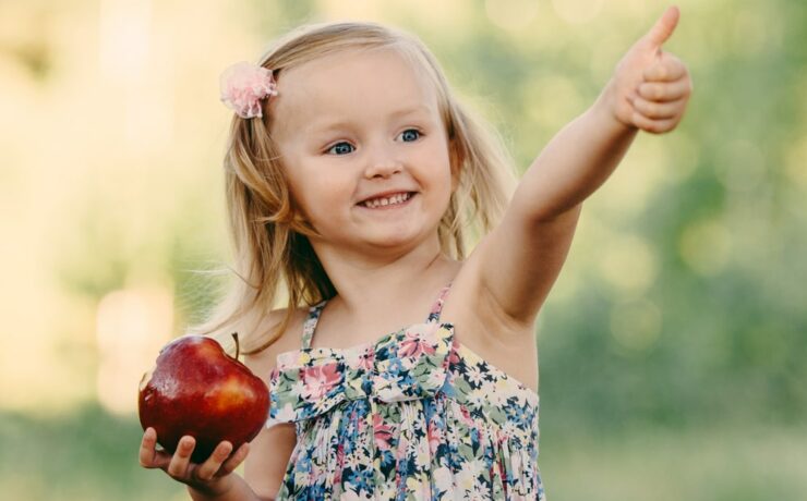 A vegetáriánus gyermekek ugyanúgy megfelelően fejlődnek, mint húst fogyasztó társaik