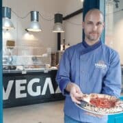 Újra megnyitott Budapesten a Vegazzi vegán pizzázó