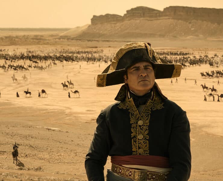 Joaquin Phoenix vegán kalapot viselt a Napoleon film fogatásán
