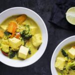 Vegán thai zöld curry tofuval